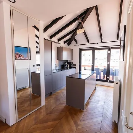 Duplex Terrace In The Historic Baltazzi In The Heart Of Beyoglu Апартаменты