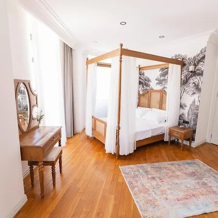 Duplex Terrace In The Historic Baltazzi In The Heart Of Beyoglu *