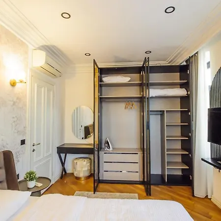 Duplex Terrace In The Historic Baltazzi In The Heart Of Beyoglu Apartment *
