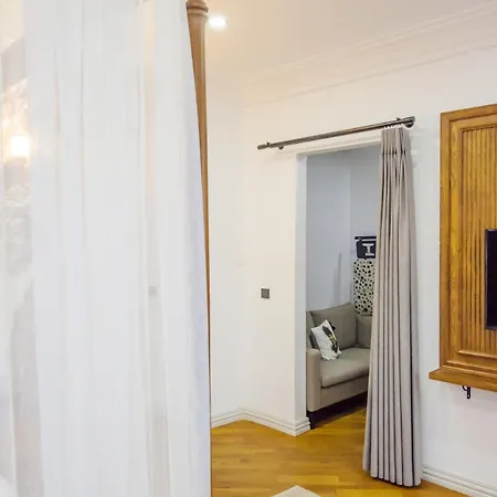 Duplex Terrace In The Historic Baltazzi In The Heart Of Beyoglu Istanbul
